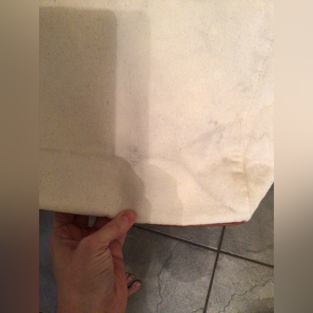 Tote - Picture 3 of 6